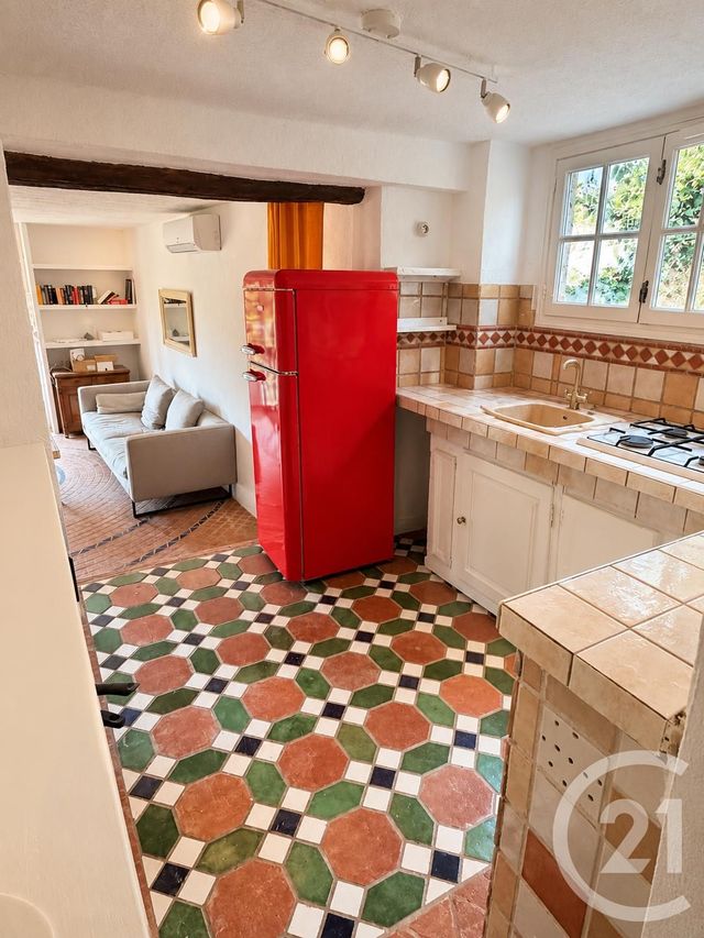 Appartement F1 à vendre - 1 pièce - 42.2 m2 - VENCE - 06 - PROVENCE-ALPES-COTE-D-AZUR - Century 21 Mas D'Azur